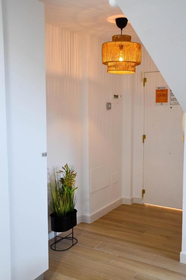Holidays2Malaga Trinidad Renovated 1 Bedroom Penthouse Close To City Center المظهر الخارجي الصورة